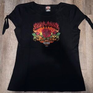 Vintage Harley-Davidson Black Fiery Flames and Roses Graphic Y2K Thunderbird‎ XL
